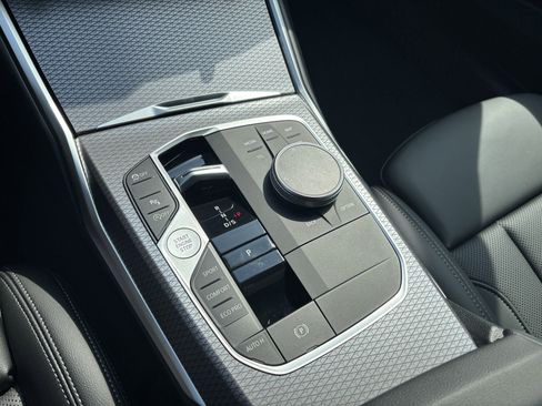 Used 2025 BMW 330i xDrive Sedan image 14