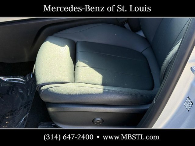 Certified 2023 Mercedes-Benz EQB 300 4MATIC w/ Driver Assistance Package image 20