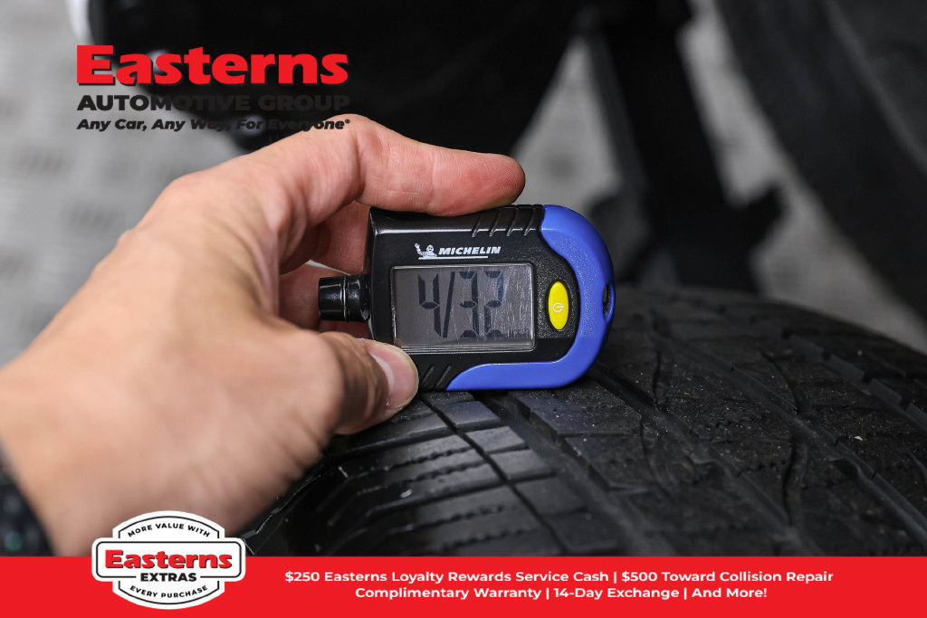 Used 2025 Toyota Tacoma SR RWD image 26