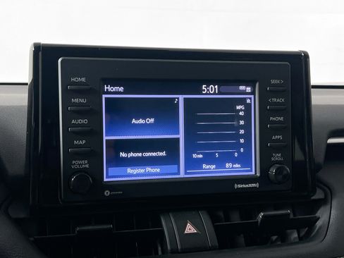 Used 2020 Toyota RAV4 LE FWD image 25