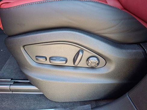 New 2026 Porsche Cayenne Turbo image 15