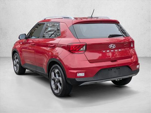 Certified 2023 Hyundai Venue SEL image 6