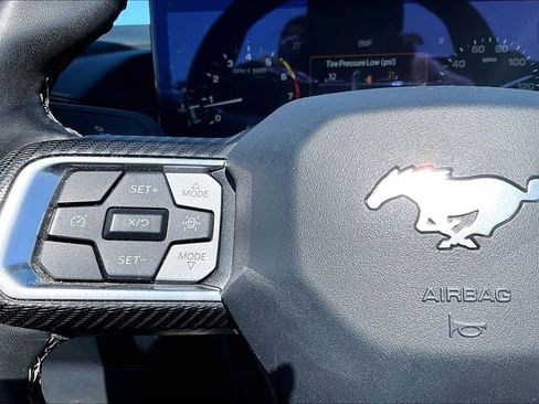 Used 2024 Ford Mustang Convertible RWD image 26