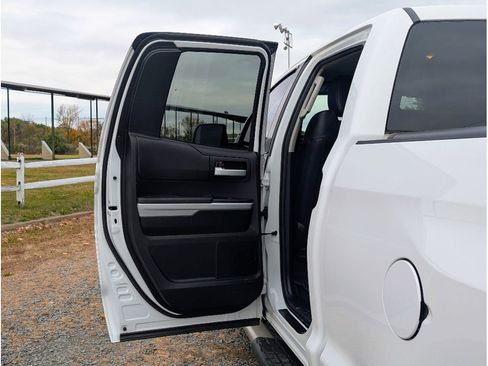 Used 2021 Toyota Tundra Limited w/ Limited Premium Package image 10