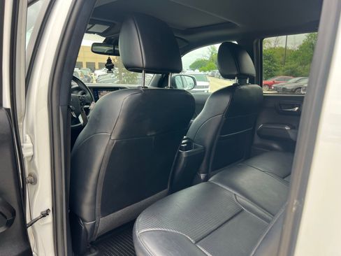 Used 2019 Toyota Tacoma TRD Pro image 17