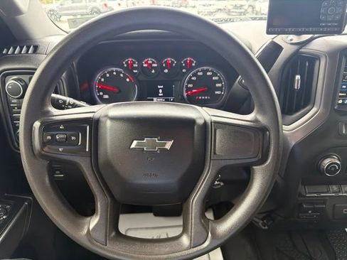 Used 2019 Chevrolet Silverado 1500 Custom Trail Boss w/ Custom Convenience Package AWD/4WD image 15