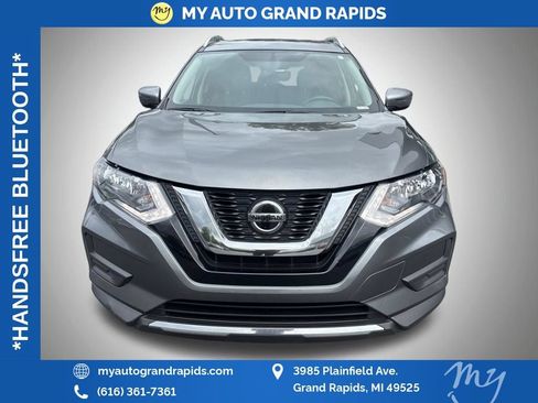 Used 2018 Nissan Rogue SV FWD image 5
