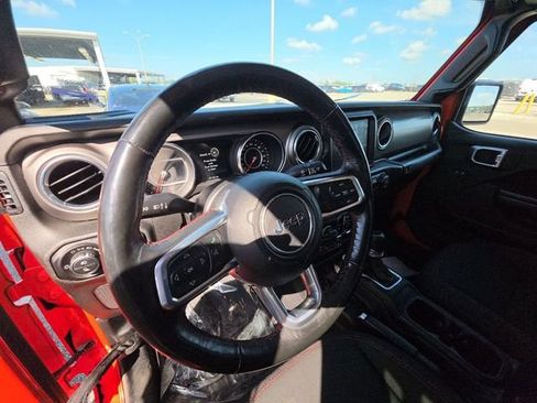Used 2020 Jeep Gladiator Rubicon AWD/4WD image 9