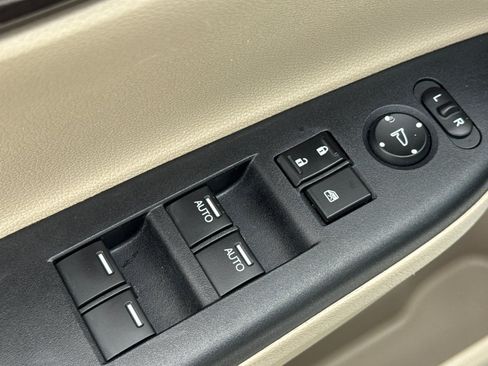 Used 2016 Honda Accord EX-L image 13