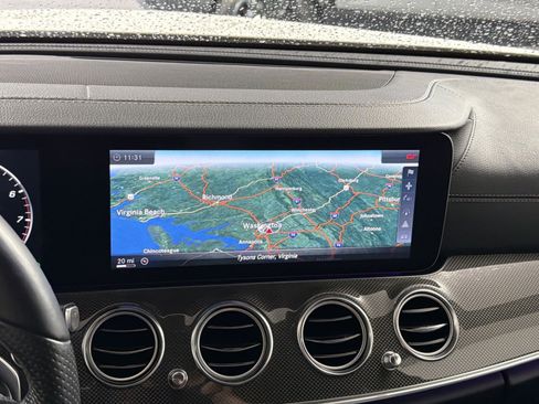 Used 2017 Mercedes-Benz E 43 AMG 4MATIC Sedan image 20