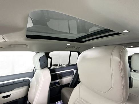 Used 2023 Land Rover Defender 130 First Edition image 20