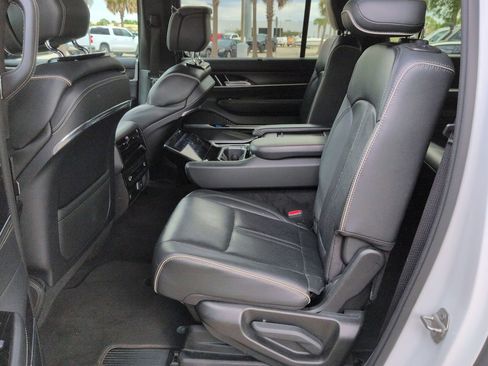 Used 2024 Jeep Grand Wagoneer L Series II w/ Quick Order Packagew 28T AWD/4WD image 22