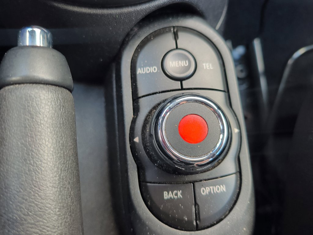 Used 2018 MINI Cooper S FWD image 17