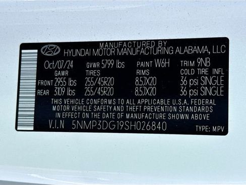 Used 2025 Hyundai Santa Fe Limited image 36