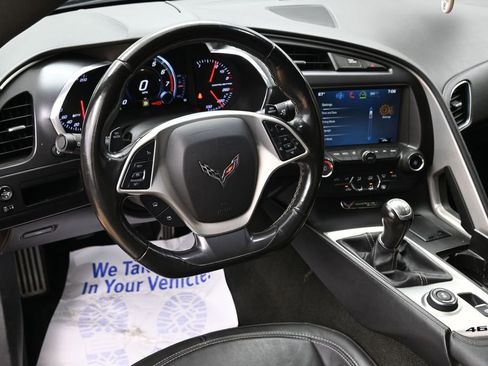 Used 2017 Chevrolet Corvette Stingray Coupe w/ 1LT RWD image 34