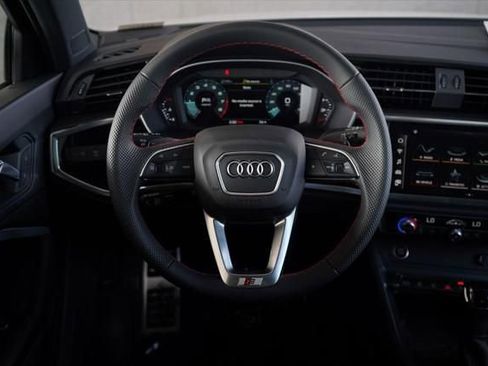 New 2025 Audi Q3 2.0T Premium Plus image 8