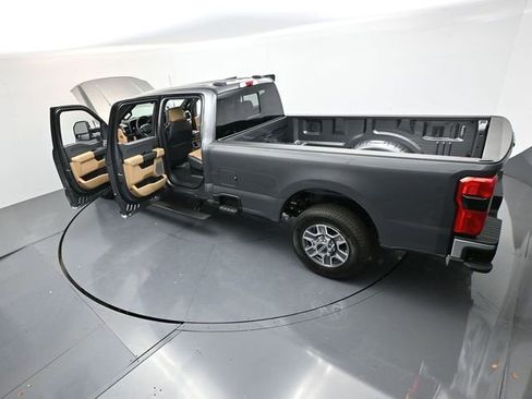 New 2026 Ford F350 Lariat image 38