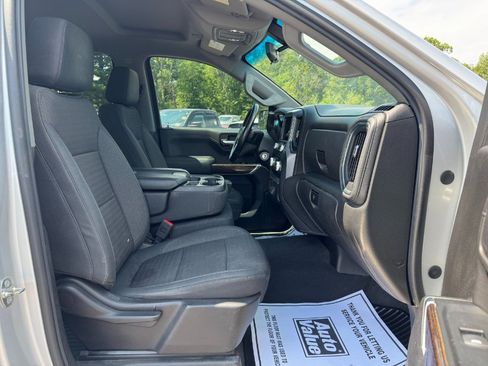 Used 2019 GMC Sierra 1500 SLE w/ Remote Start Package AWD/4WD image 18