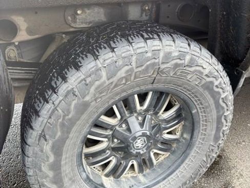 Used 2015 Chevrolet Silverado 2500 LT w/ LT Convenience Package image 3