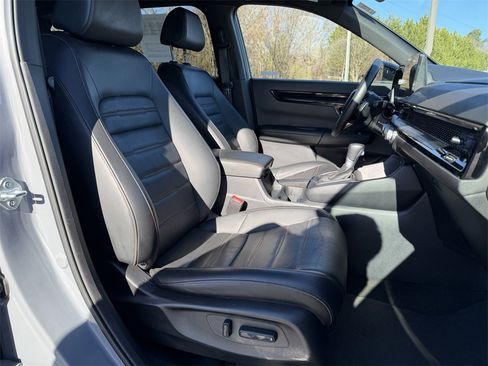 Used 2024 Honda CR-V Sport Touring image 17