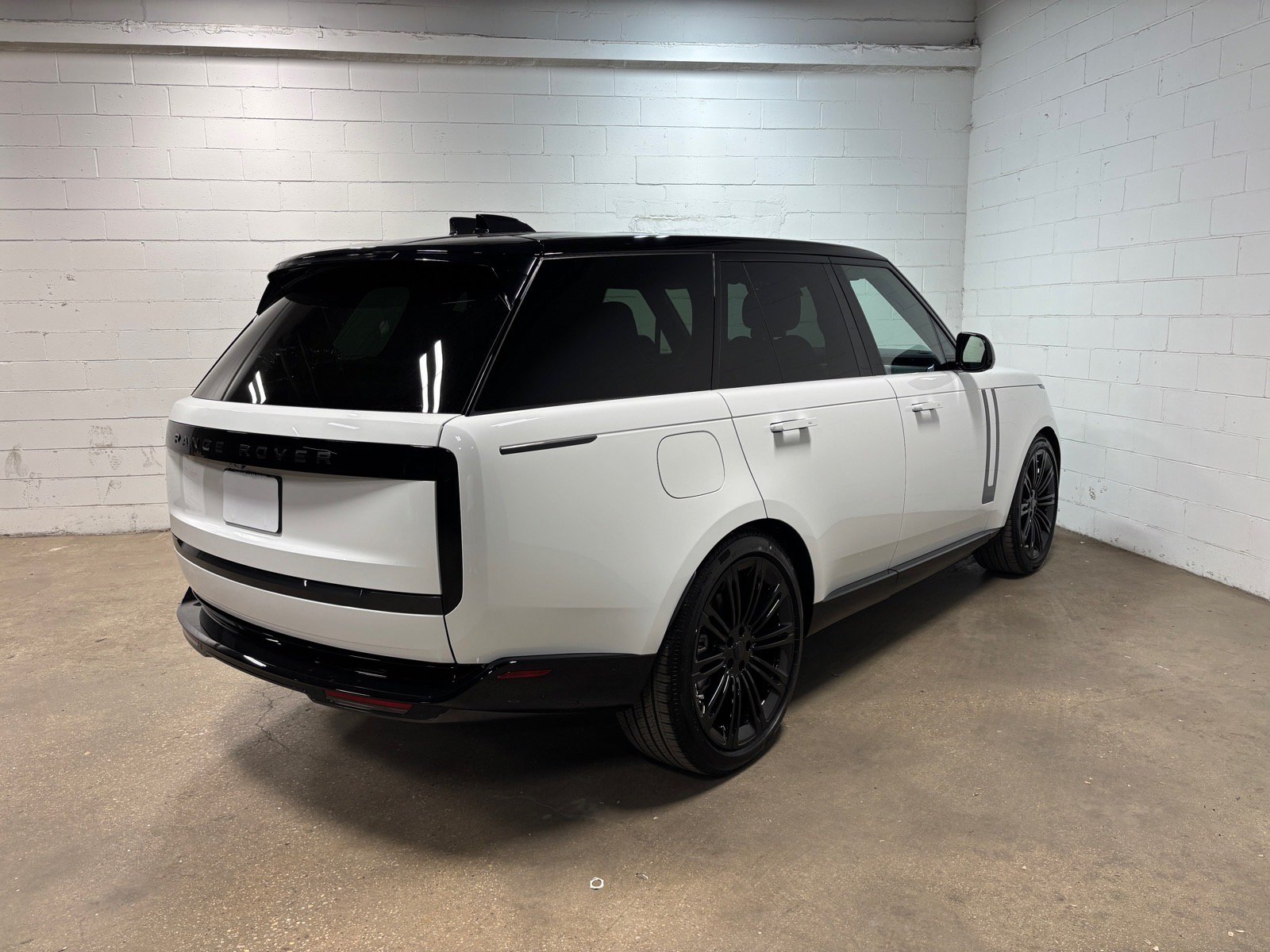 New 2026 Land Rover Range Rover SE AWD/4WD image 6