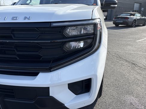 Used 2025 Ford Expedition Max Active image 12