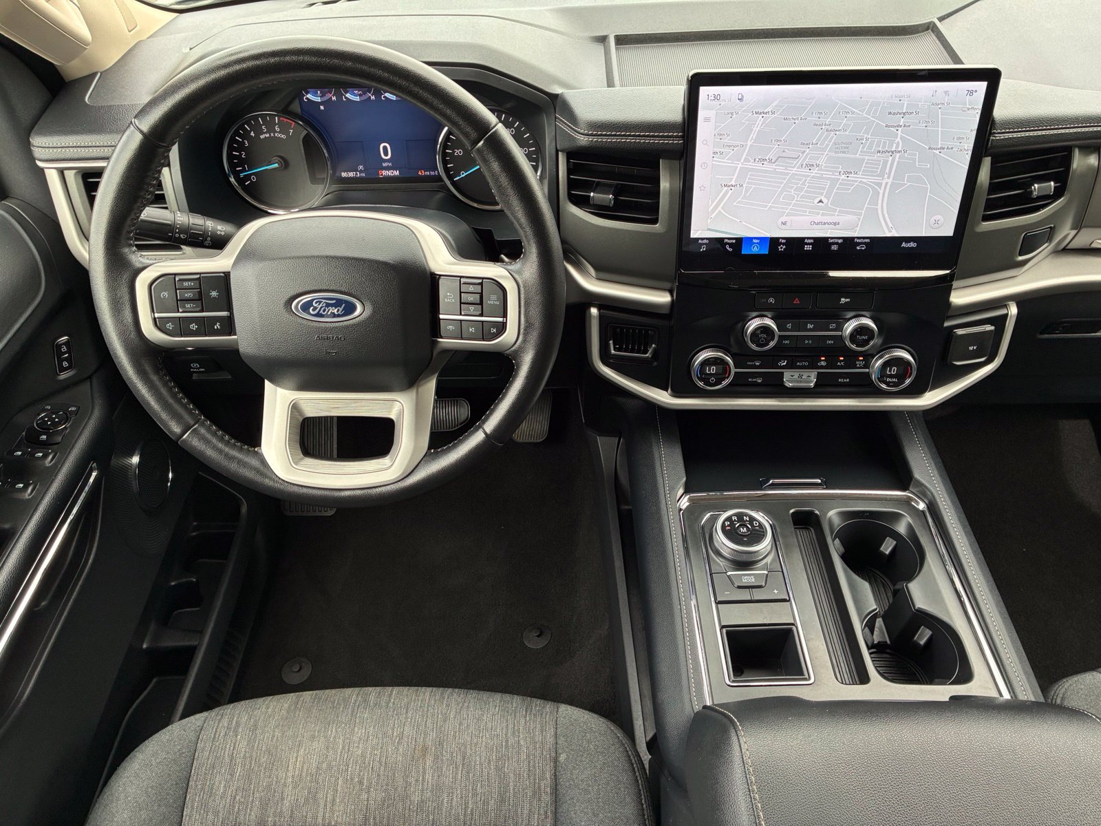 Certified 2024 Ford Expedition XLT RWD image 19