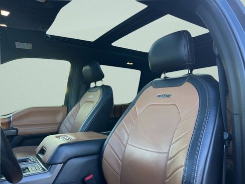 Used 2017 Ford F150 Limited w/ Trailer Tow Package image 26