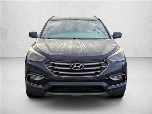 Used 2017 Hyundai Santa Fe Sport FWD image 2