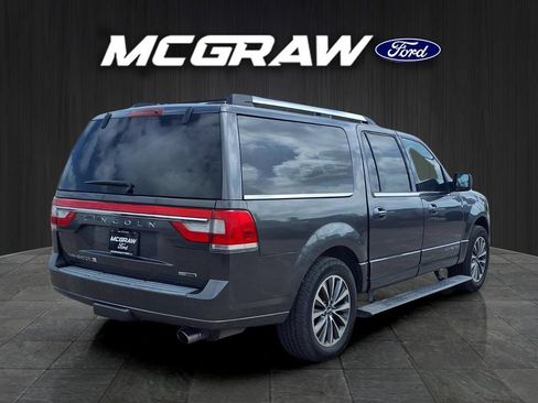 Used 2015 Lincoln Navigator L 2WD image 5