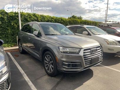 Used 2017 Audi Q7 3.0T Prestige w/ Prestige Package