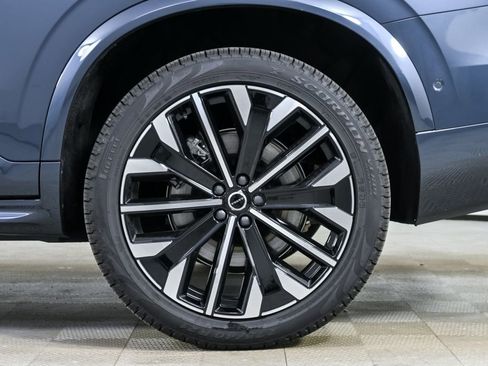 Used 2026 Volvo XC90 B6 Plus w/ Protection Package Premier image 41