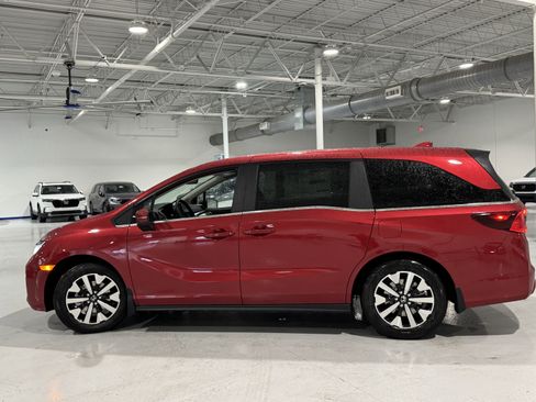 New 2026 Honda Odyssey EX-L image 18