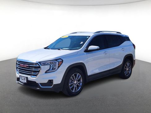 Used 2024 GMC Terrain SLT image 4