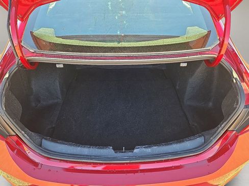 Used 2024 Chevrolet Malibu LT image 15