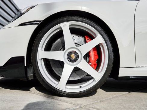 Used 2024 Porsche 911 Turbo image 3