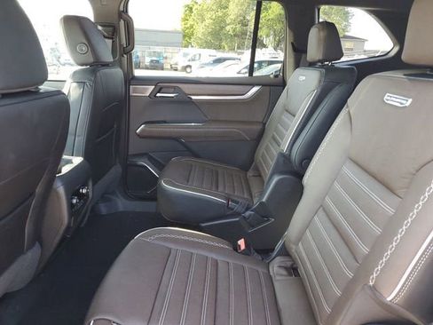New 2026 GMC Acadia Denali Ultimate AWD/4WD image 13