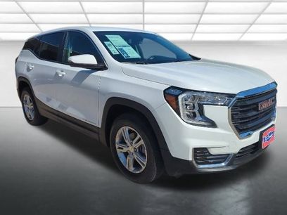 Used 2022 GMC Terrain SLE w/ LPO, Floor Liner Package