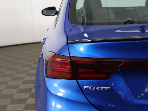 Used 2023 Kia Forte GT-Line w/ GT-Line Premium Package image 15