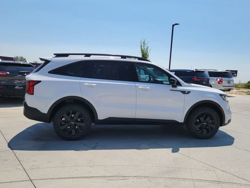 Certified 2023 Kia Sorento S AWD/4WD image 6