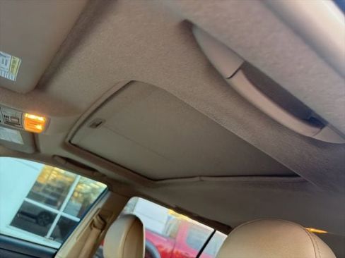 Used 2013 Toyota Highlander Limited FWD image 18