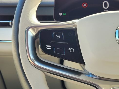 Certified 2025 Volvo EX90 Ultra image 19