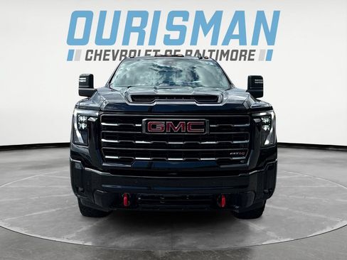 Used 2025 GMC Sierra 2500 AT4 w/ AT4 Premium Plus Package AWD/4WD image 8