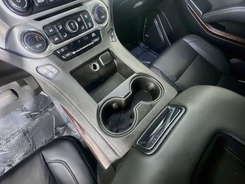 Used 2019 GMC Yukon XL SLT w/ Open Road Package RWD image 25