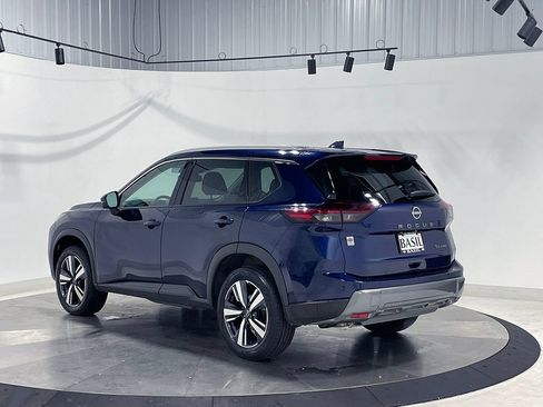 Used 2026 Nissan Rogue SL AWD/4WD image 14