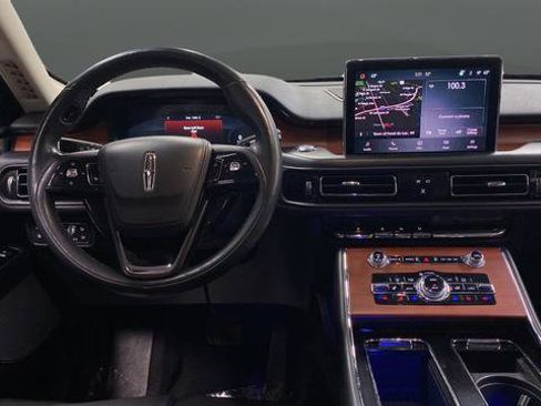 Used 2021 Lincoln Aviator Grand Touring w/ Equipment Group 302A AWD/4WD image 11