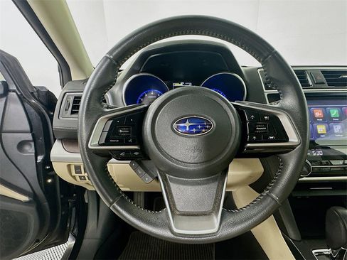 Used 2018 Subaru Outback 2.5i Limited image 18