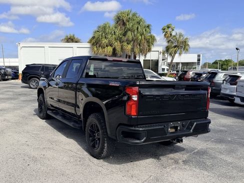 Used 2022 Chevrolet Silverado 1500 Custom Trail Boss w/ LPO, Dark Essentials Package image 7