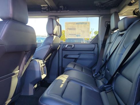 New 2025 Ford Bronco Outer Banks w/ Sasquatch Package image 13