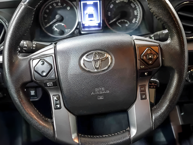 Used 2021 Toyota Tacoma TRD Sport AWD/4WD image 16